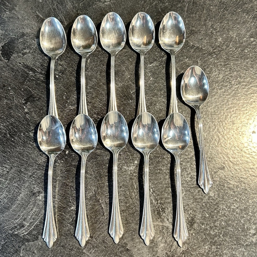 Vtg Reed & Barton Sarajevo Flatware 86 Pc, 8 Person Service, Hostess & Extras - Picture 9 of 16